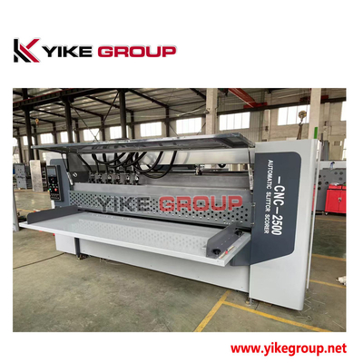 YIKE GROUP 2750MM CNC Servo Motor PLC Control Machine à scorer à la lame mince avec commande de changement automatique